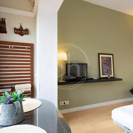 Estudio Cerca Del Hospital Sant Pau Apartment Barcelona